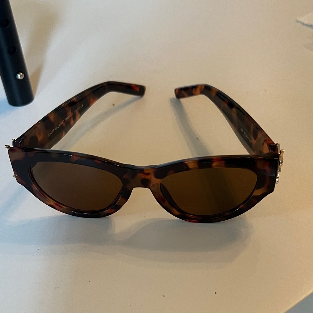 Saint Laurent Tortoiseshell Rectangular Sunglasses with Gold Accent - Picture 5 of 9